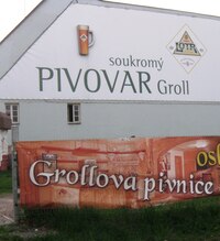 přicházíme až sem, do restaurace pivovaru Groll