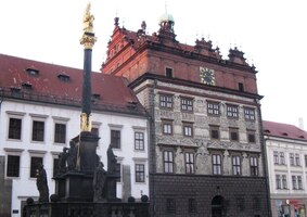 radnici na Náměstí Republiky