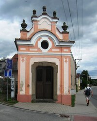 Kaple na východu z města zůstala pro nás bezejmennou