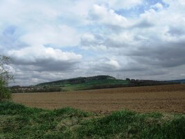 Je teplo, ale mraky se stahují