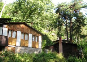 Kolem chatové osady Ošťamla (Osada šťastné mládeže)