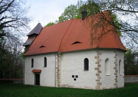 a o kus dál kostelík sv.Ambrože z 12.století,