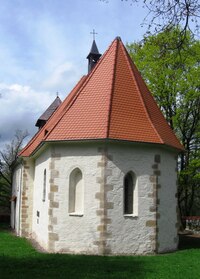 jedna z nejstarších románských staveb v Čechách