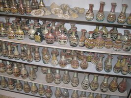 Nebo snad vázičku s Džinem či ginem?