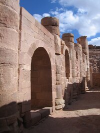 A zde vstup do Velkého římského chrámu