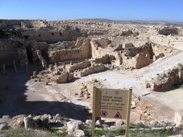 I tam stály vznosné paláce