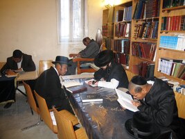 Funguje to tady jako studovna a modlitebna zároveň