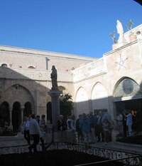 Křížová chodba františkánského kláštera