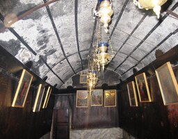 Jeskyně Narození Páně v podzemí chrámu