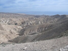 v Údolí smrti mezi Jerusalemem a Jerichem