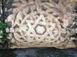 se symbolem Davidovy hvězdy