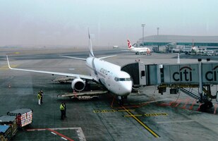 13.3. - ostrý start po drsném security kádrování