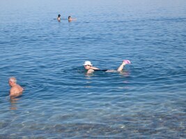 a zjistili, že potopit se nelze