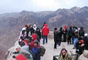 Stojíme na vrcholu hory Sinaj (též Mojžíšova hora)