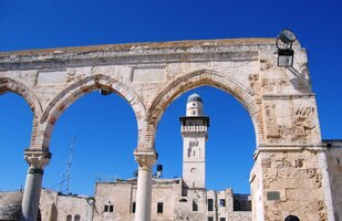 Postavil jej Šalamoun a zničili jej Římané