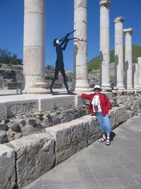 Střídají se tu římské a byzantské artefakty