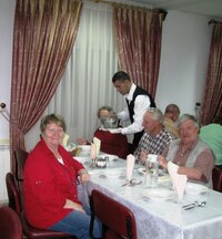 a následovala první palestinská večeře