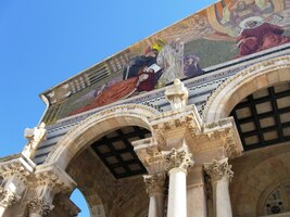 jinak též Chrám všech národů - výzva k rozumu, míru