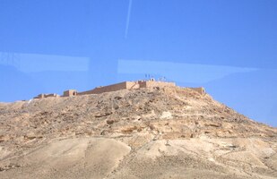 Nabatejské město z 3.st. před n.l. v poušti - Ahlat