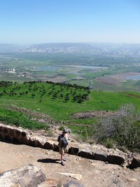 do údolí řeky Jordán