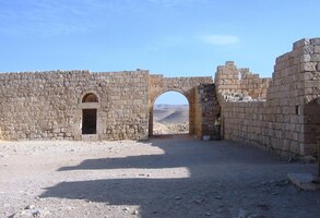 a zde se do ní vchází