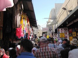 Cesta utrpení prochází dnes arabským tržištěm