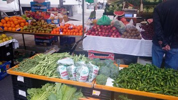 Trhovců je plné město