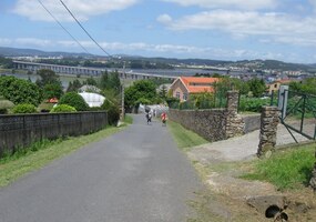 s nimiž stoupám do kopce