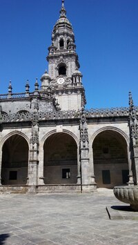 Děvčata mezitím absolvovala exkurzi