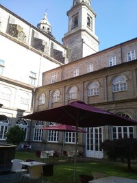 Z jeho kláštera je teď hotel