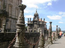 i chrám San Fructuoso jsou na svém místě