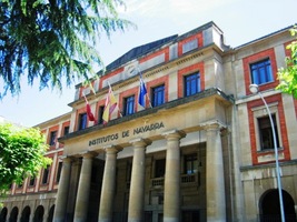 než fakt, že je hlavním městem Navarry,