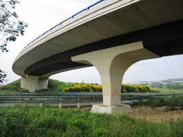 Dálnice sice vede do Logroňa,