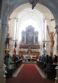 u novorománského chrámu Navštívení P.Marie