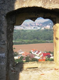 z jehož oken jsou krásné výhledy