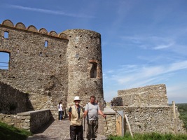 jsme vystoupali až k jeho dolní části