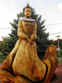 pod přísným dozorem zdejší kněžny,