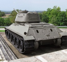 a tankem, mířícím na Berlín