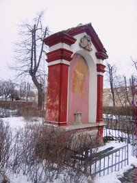 Pod místním klášterem (nyní psychiatrická léčebna)