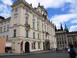 A před arcibiskupským palácem už nám bylo jasné, že jsme v cíli