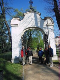 a zde hřbitov s historickým kostelíkem sv.Havla