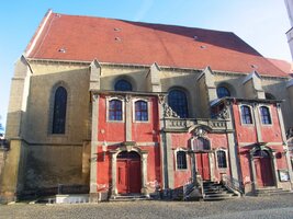 Chrám františkánského kláštera