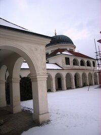 Dole ve městě je pak tato nádherná Loreta