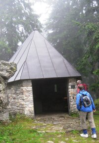 a od kaple u horské chaty