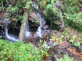 ale tady začíná Hőllbachgespreng -