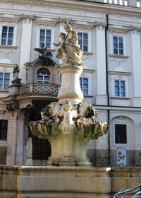 Kašna na náměstí Residenzplatz