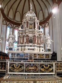 v různých stavebních slozích