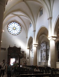 Chrám má několik částí