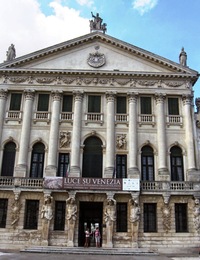 Toto je také Palladiova stavba,