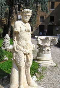 v dimenzi celé tehdejší Evropy